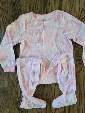 NWT Carter's Girls Size 5 - 1-Piece Fleece Footie Pajamas - Pink Marble